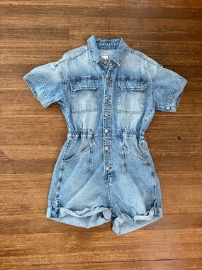 We The Free Marci Light Wash Denim Short Sleeve Romper Size Small